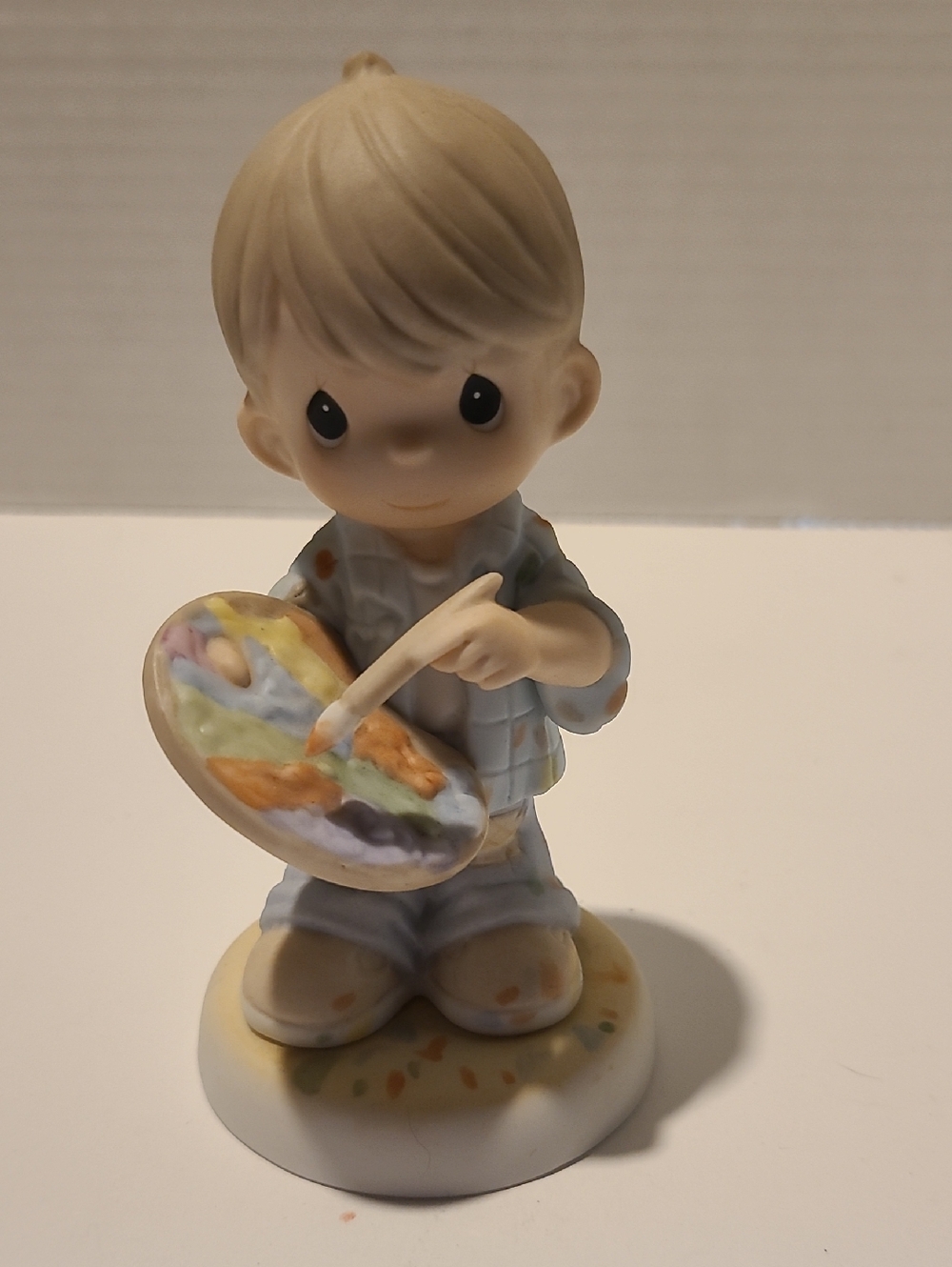 Precious Moments Boy Artist Figurine - 1999 Lmt Edition- 10th Ann. Chapel Event